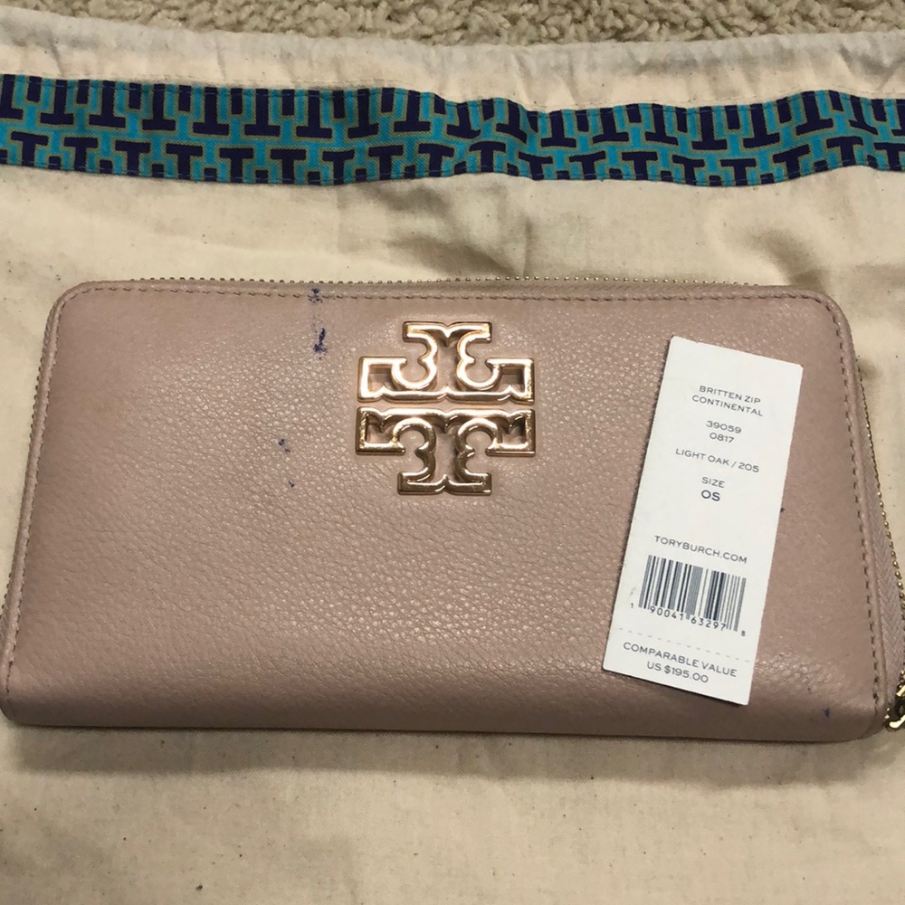 Britten Continental wallet